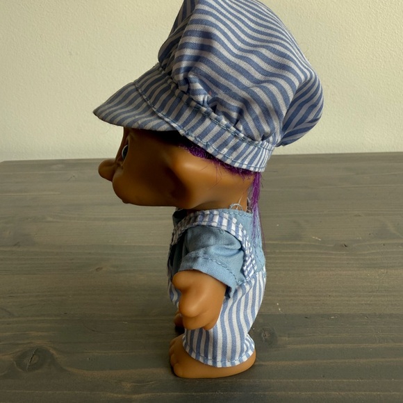 Vintage RUSS Troll train engineer 🚂 - Picture 4 of 8